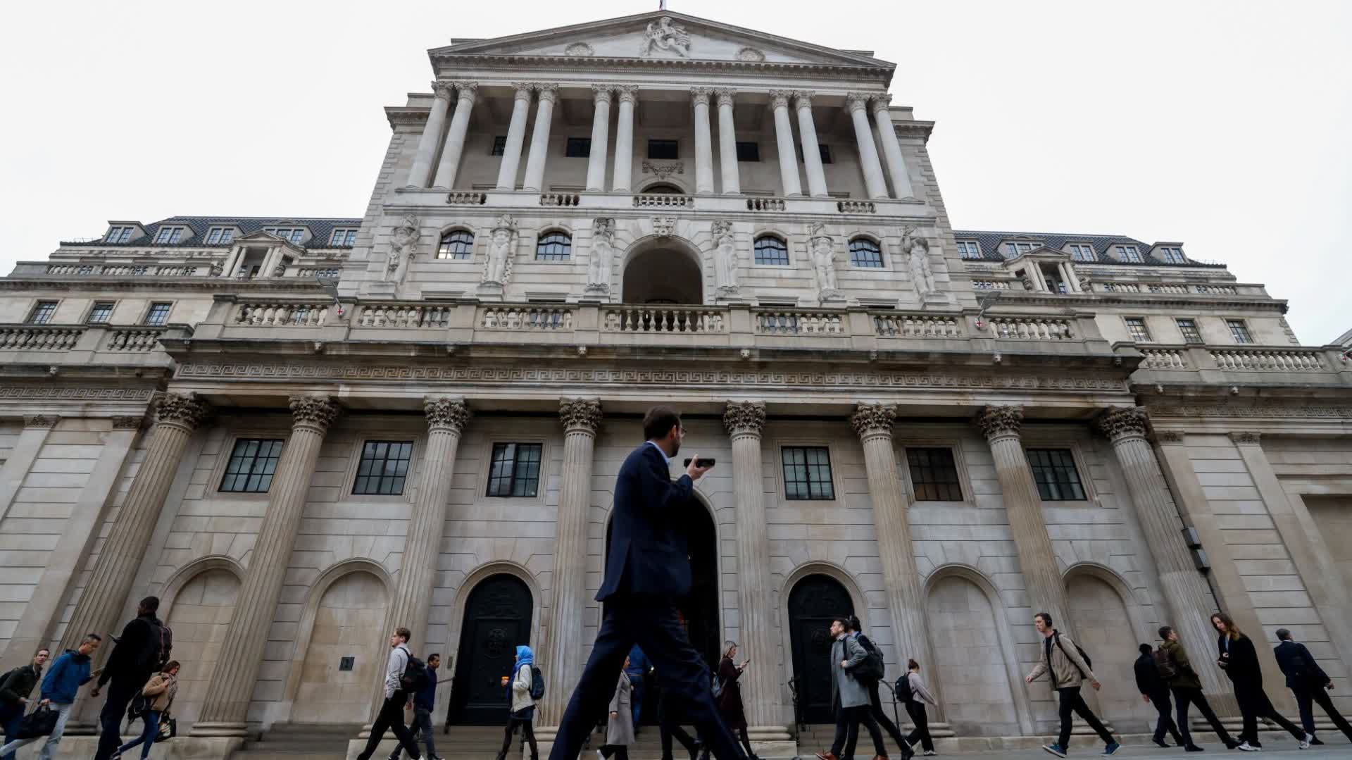 英國收緊移民政策引爭議