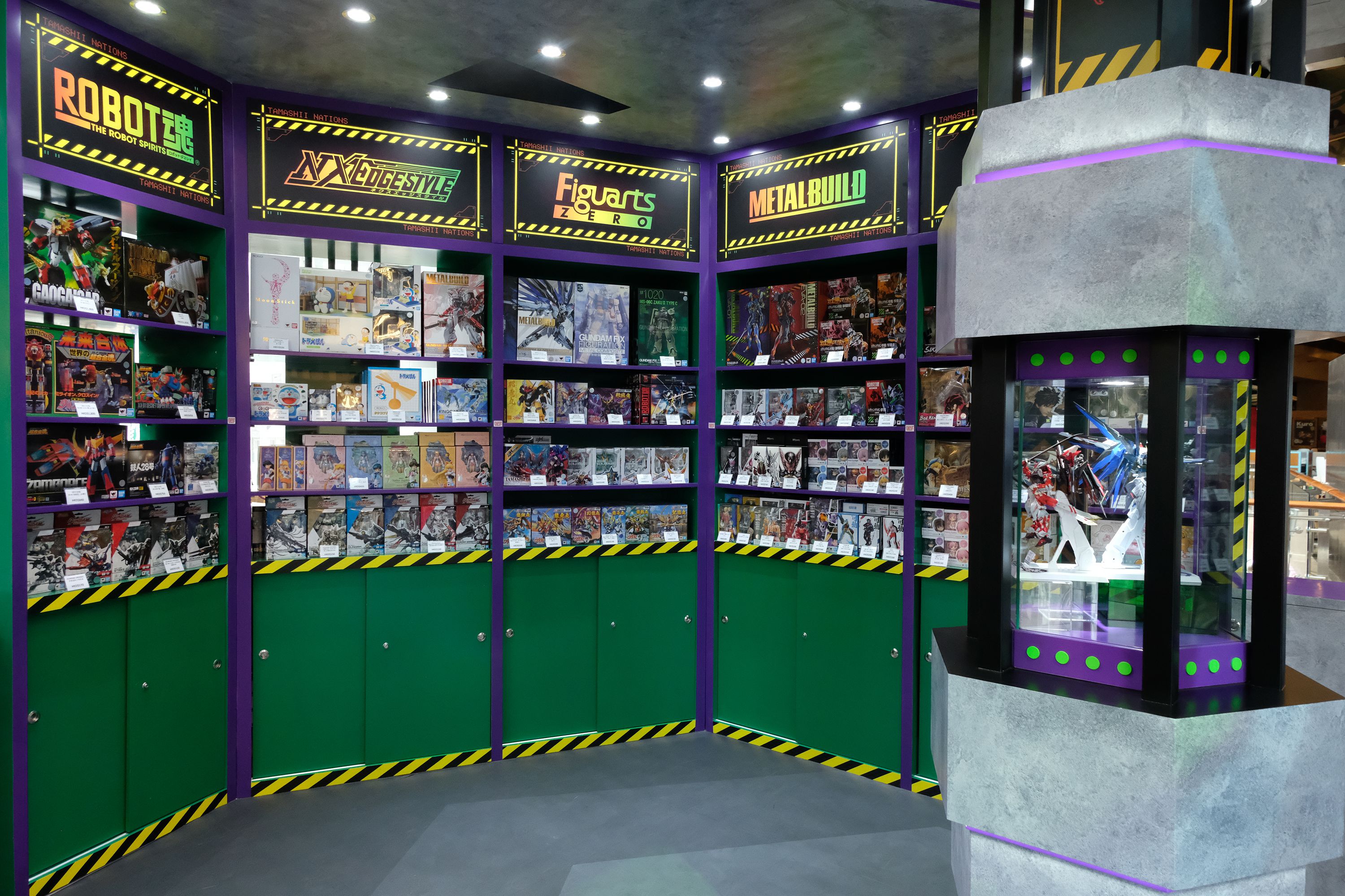 多項新推出、限量發售的人氣產品仲有得即場購買，如早前一出就斷市的METAL BUILD《新世紀福音戰士》 EVA 初號機、二號機，《機動戰士高達》系列Figure產品等。（點新聞記者麥鈞傑攝）