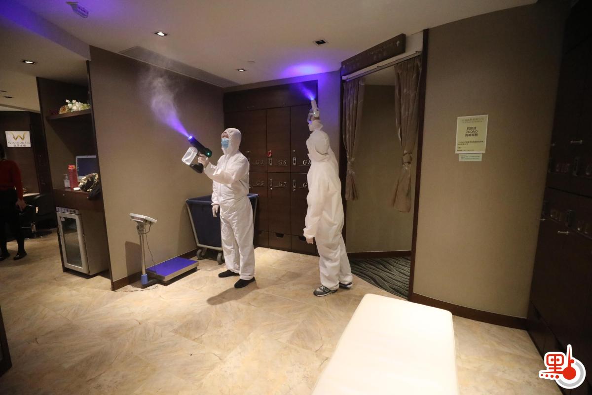 Spa會所內進行全面消毒。