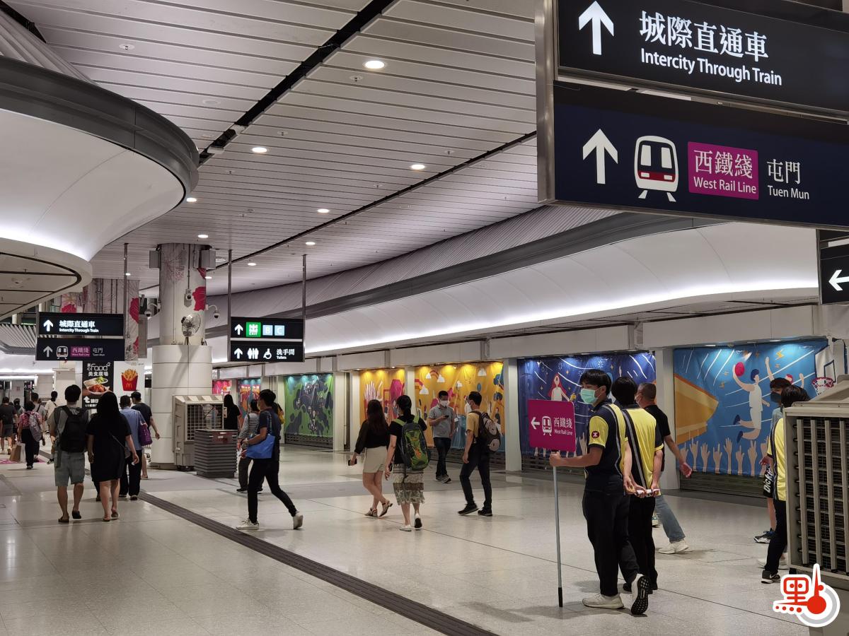 紅磡站新月台今日啟用。（點新聞記者李九歌攝）