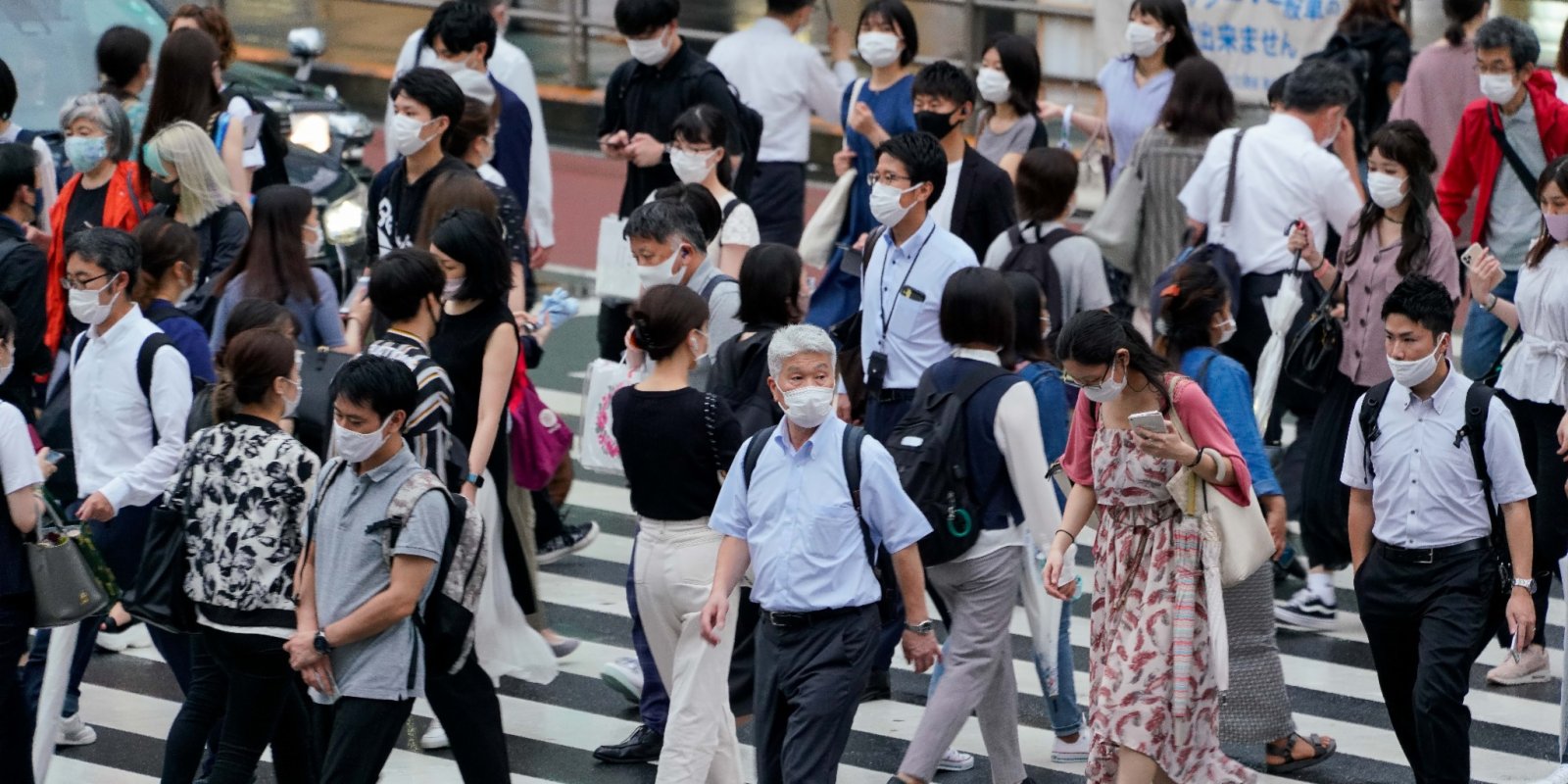 東京都一日增逾7000宗確診　13地周五提升防疫措施