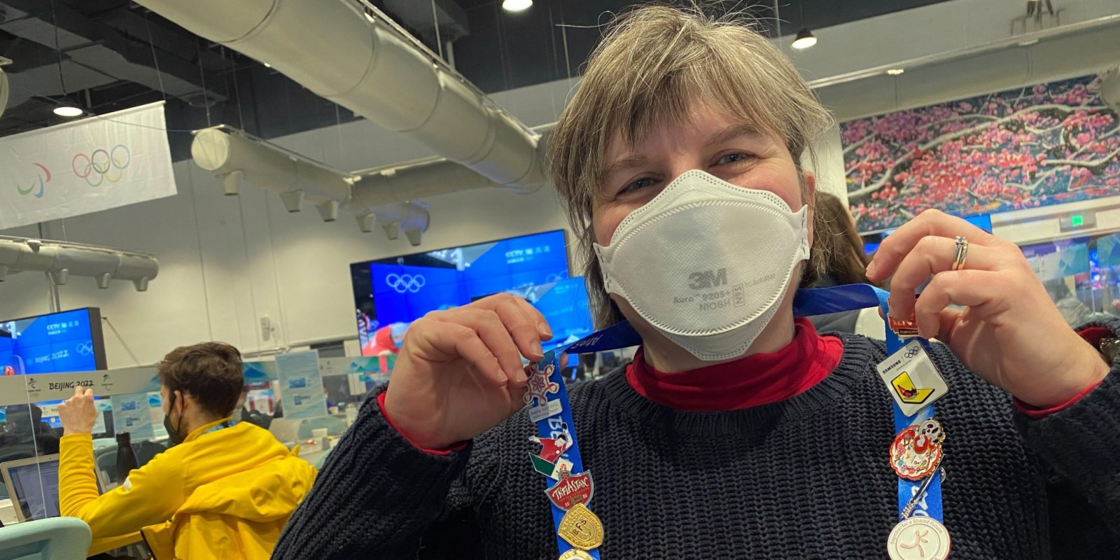 北京冬奧｜美國「徽章迷」記者：徽章中感受奧運獨有氣氛