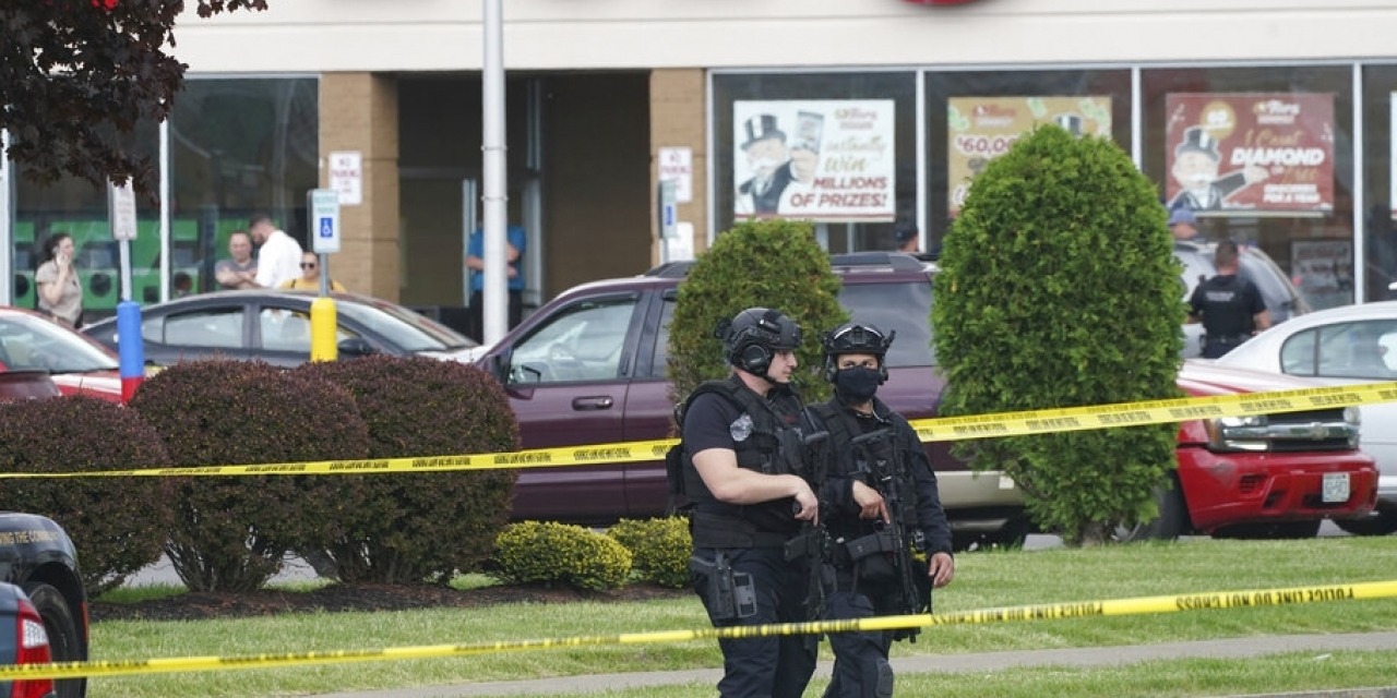 At least 10 killed in US supermarket shooting