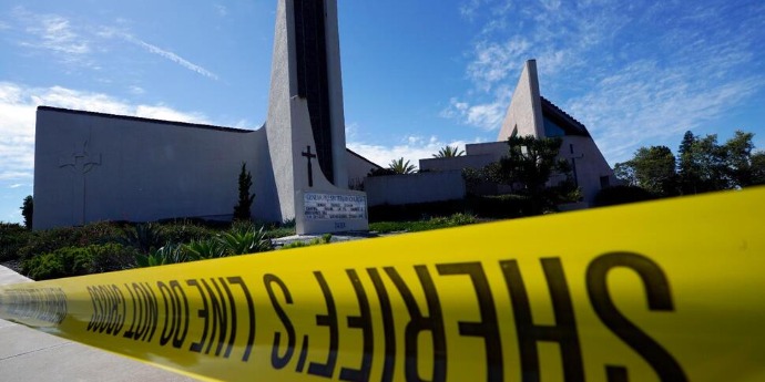 1 killed, multiple injured at church in US California