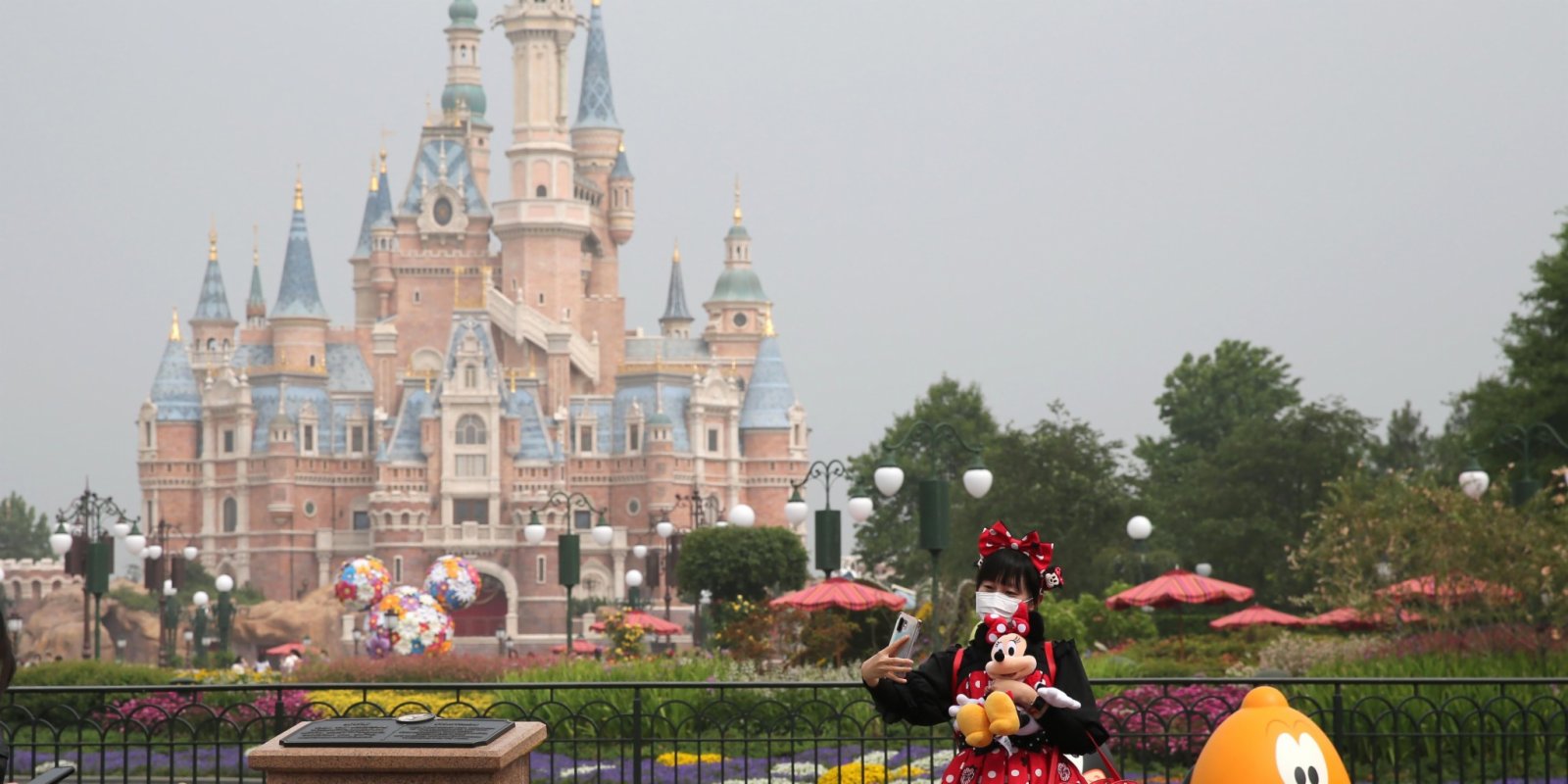 上海迪士尼樂園周四重開　遊客須持72小時內核檢陰性證明