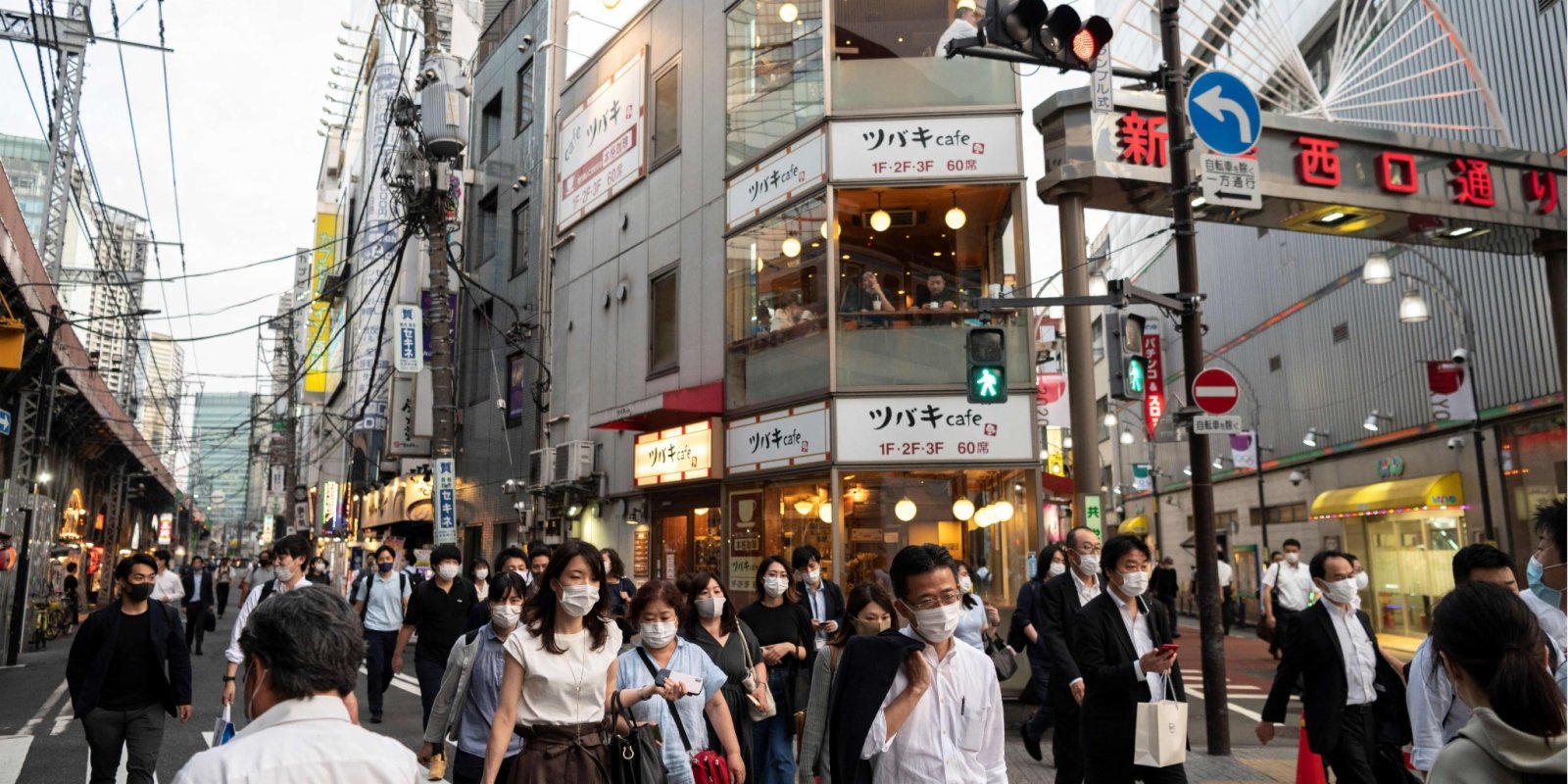 42% of major firms see Japan's economy slowing down on rising prices