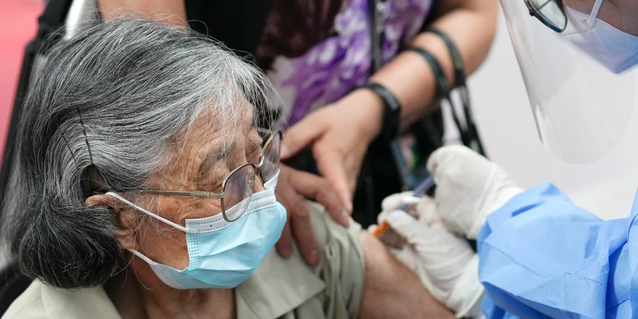 China to further boost COVID-19 vaccination among elderly
