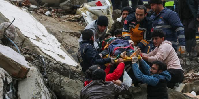 Death toll from earthquakes rises to 2,316 in Türkiye