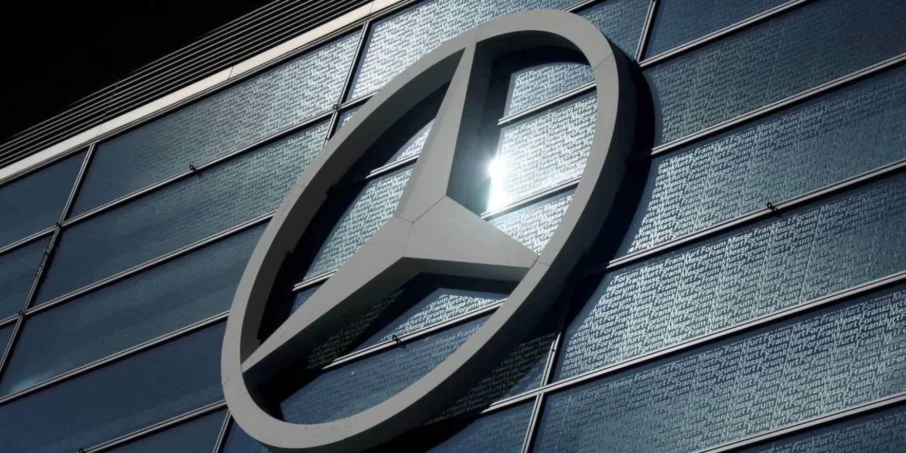 Mercedes-Benz poised to 'grow in China, with China,' CEO says