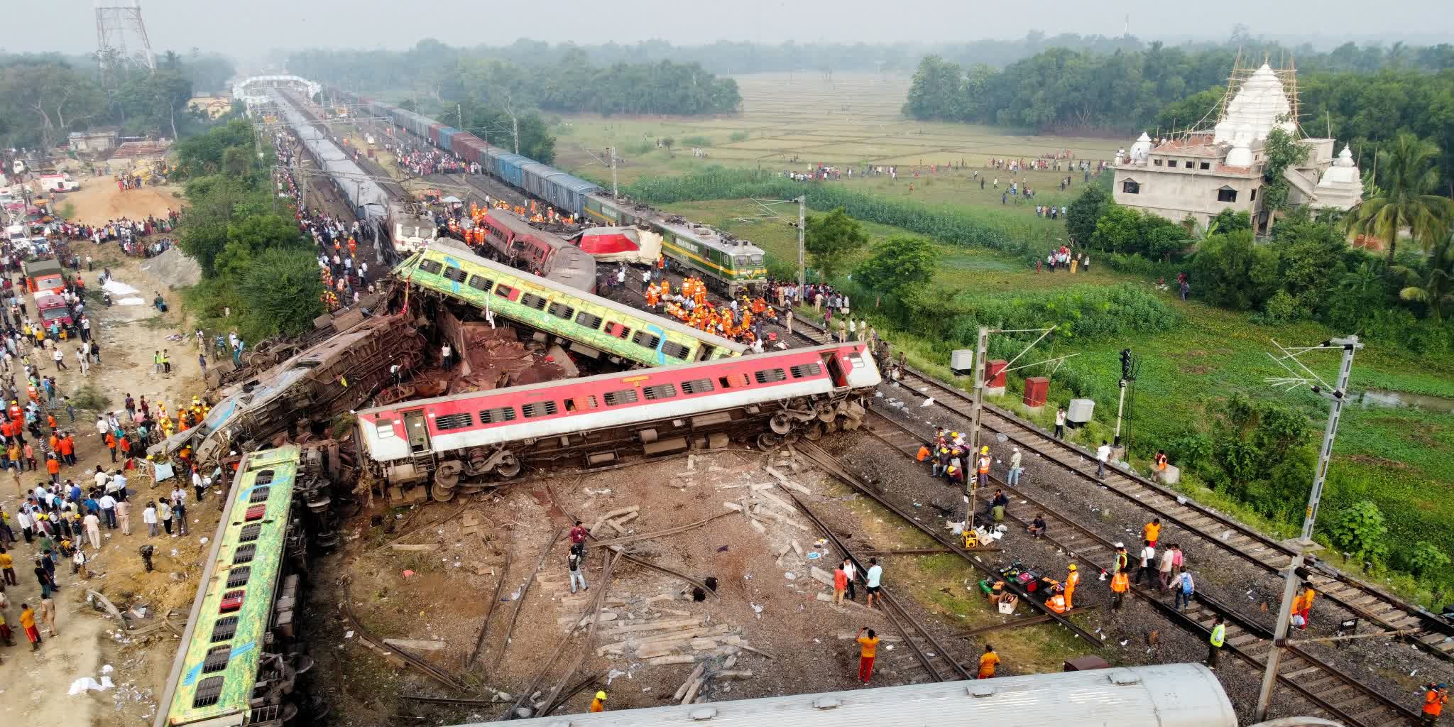 印度火車相撞逾1100人傷亡　當局：死者獲賠100萬盧比