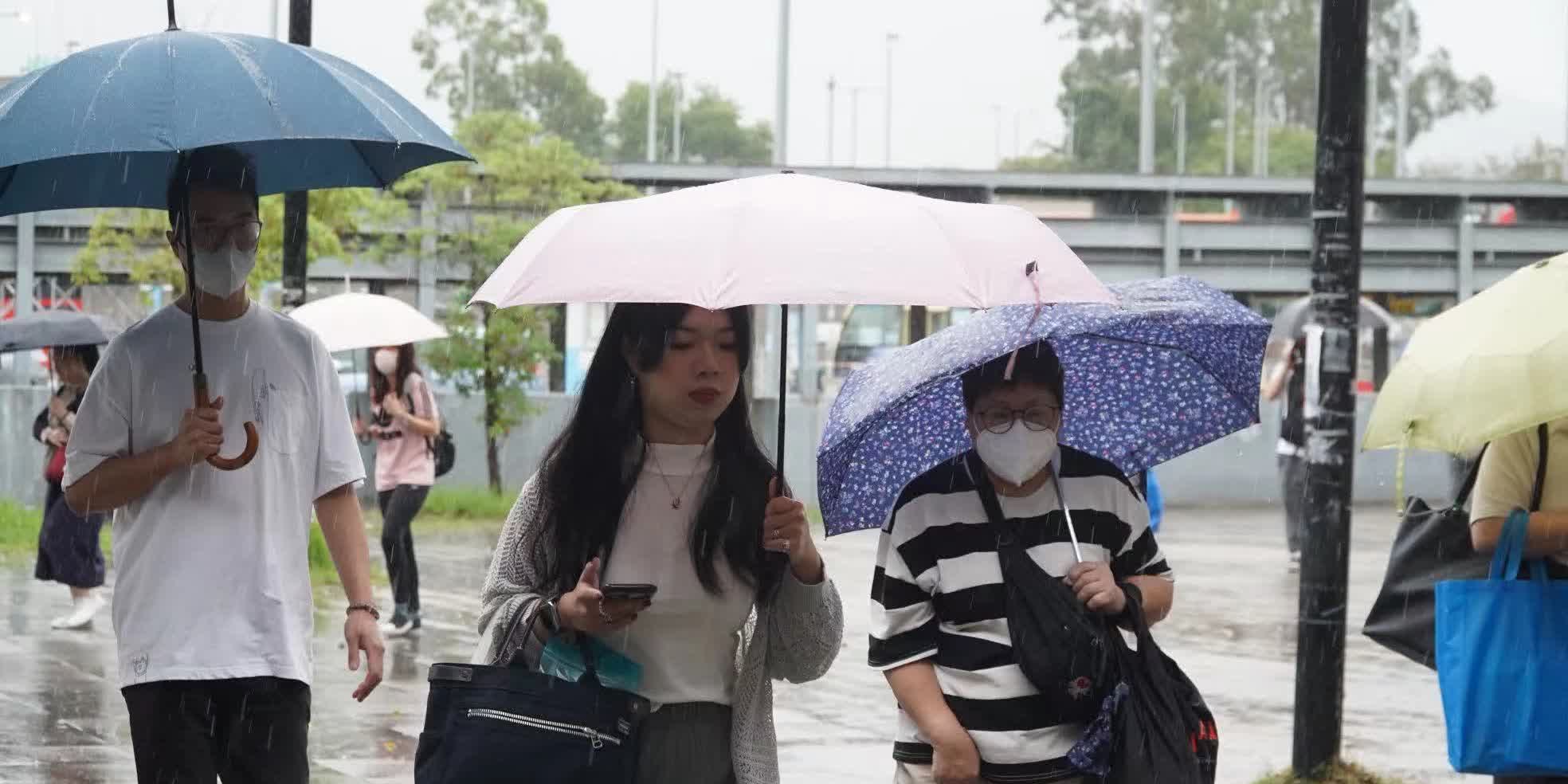 黃雨警告生效 今明有驟雨雷暴 - 港聞 - 點新聞