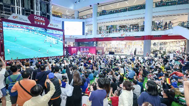 Olympian City to broadcast Premier League match live on Sat, with free snacks & drinks