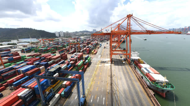 HK exports value down 3.7% in August