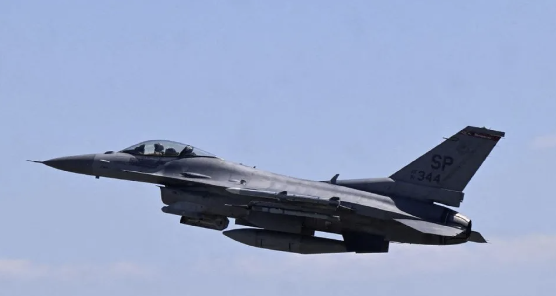 US Fighter Jet Crashes Off South Korea, Pilot Safely Ejects - World - 點 ...