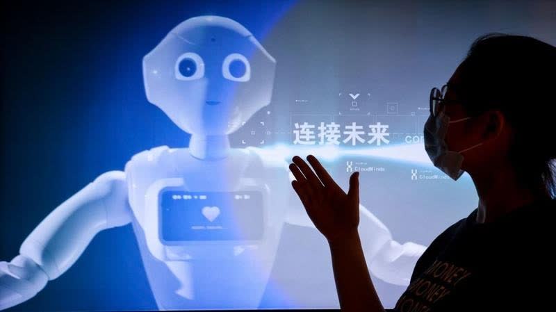 China willing to join global efforts on AI ethics, governance