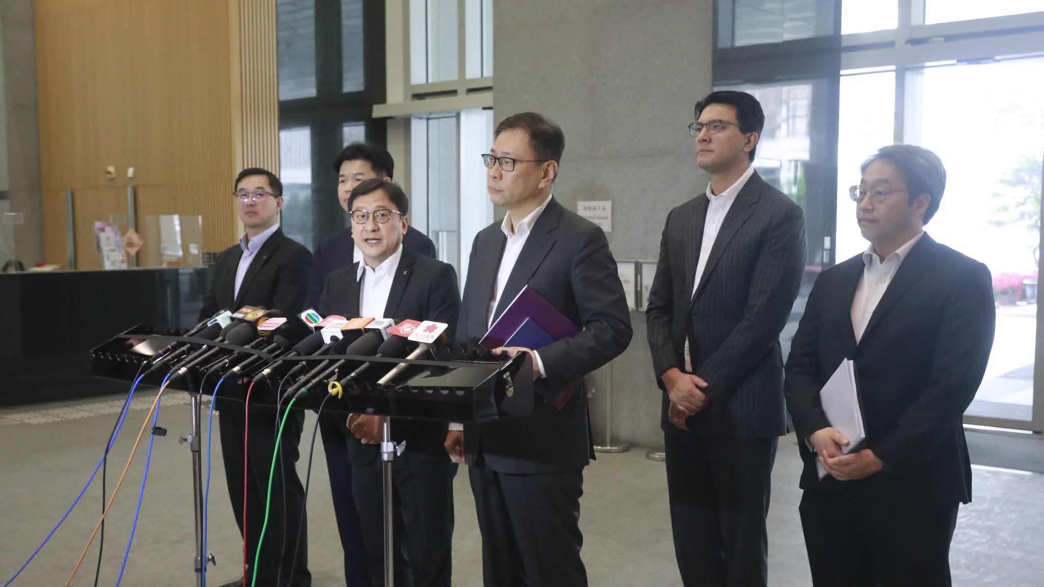 （有片）夏寶龍與法律界代表會面　陳澤銘：香港法治獲肯定