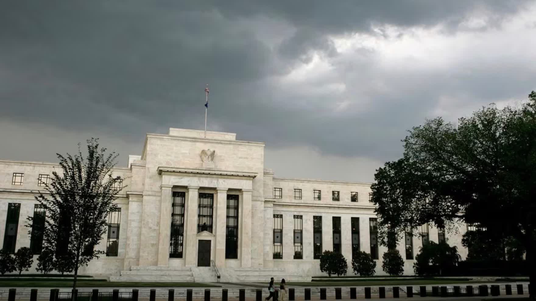 US Fed officials eye rate cuts later this year amid 'bumpy' inflation