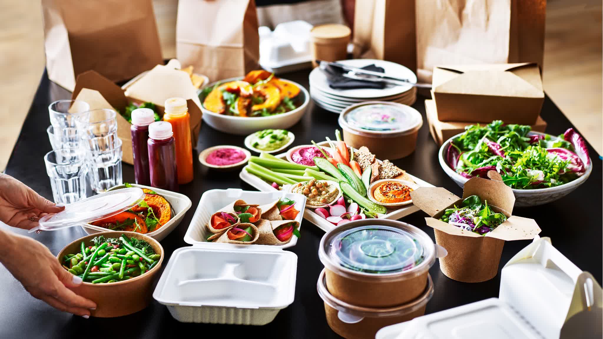 Deliveroo unveils post-holiday health kick: companies flock to order nutritious meals