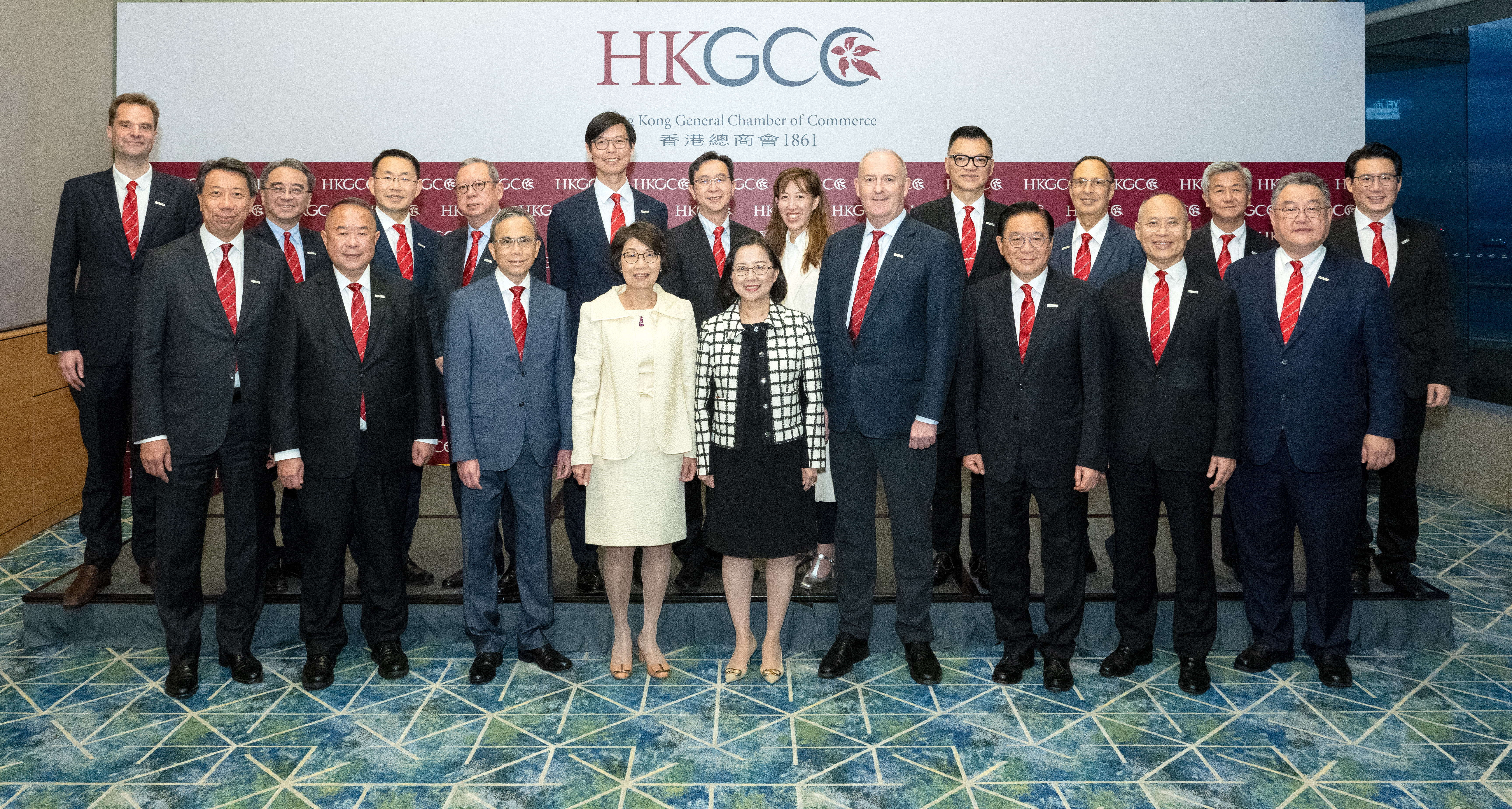 陳瑞娟接棒阮蘇少湄當選香港總商會新任主席- 港聞- 點新聞