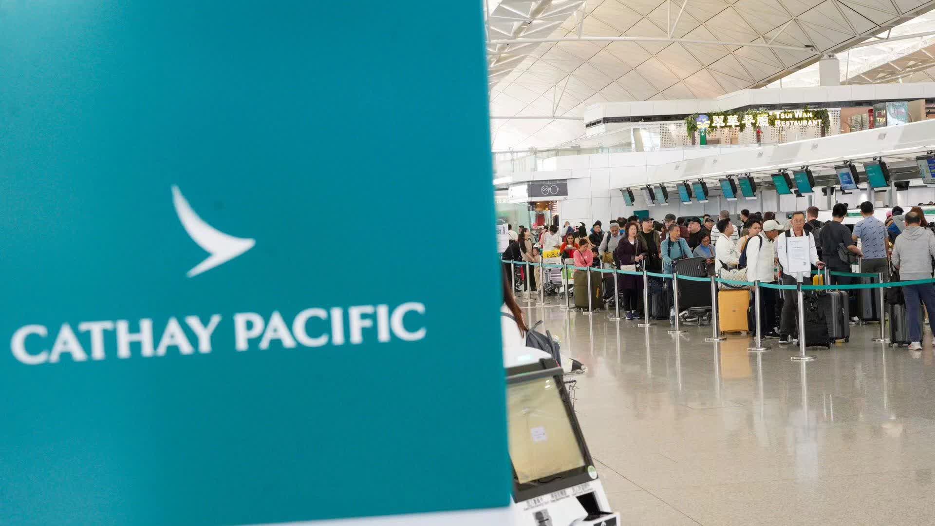 Pilot suspected of failing alcohol test delays Sydney flight back to HK