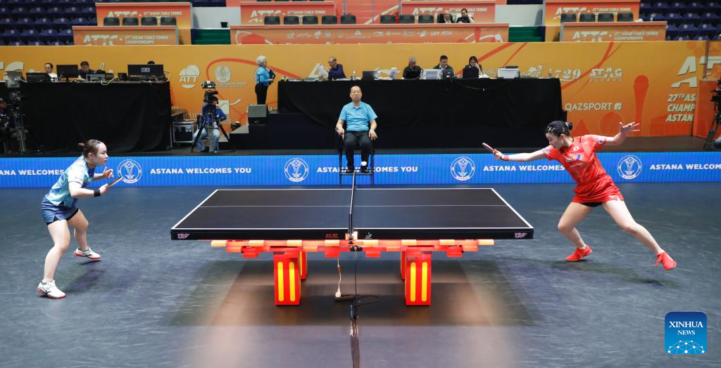 Harimoto Miwa (R) hits a return during the women's singles semifinal match between Harimoto Miwa and Ito Mima of Japan at the 27th ITTF-Asian Table Tennis Championships in Astana, Kazakhstan, Oct. 12, 2024. (Photo by Kalizhan Ospanov/Xinhua)