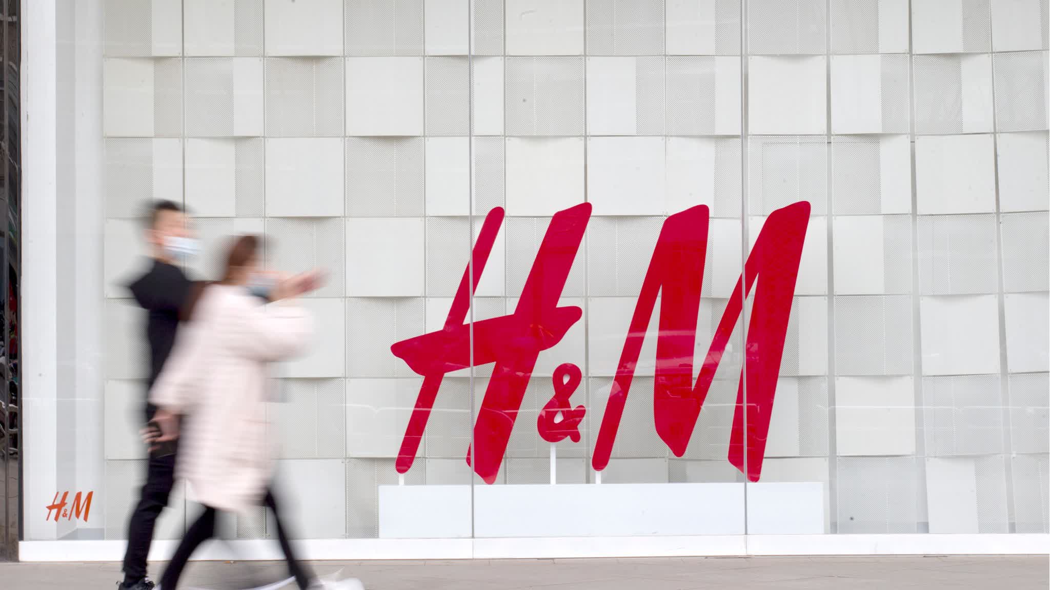 H&M MegaBox store on clearance sale, only 4 stores available in HK