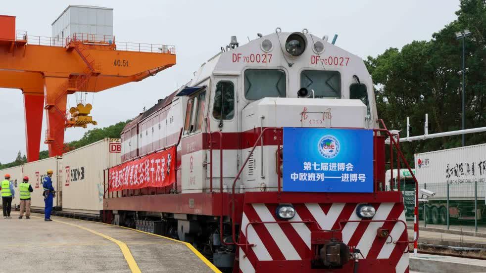 1st 'Jinbo' China-Europe freight train arrives at Minhang Station in Shanghai on Oct. 20