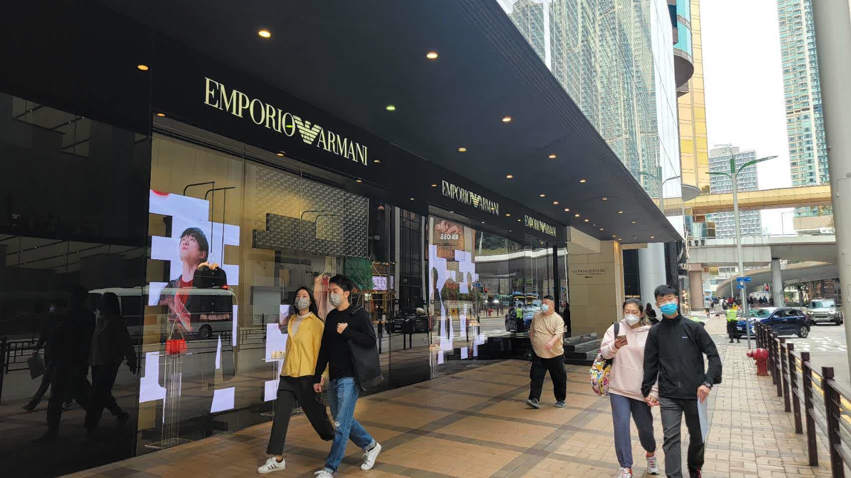 尖沙咀廣東道女子遭刺傷　警新太陽廣場尋獲疑犯