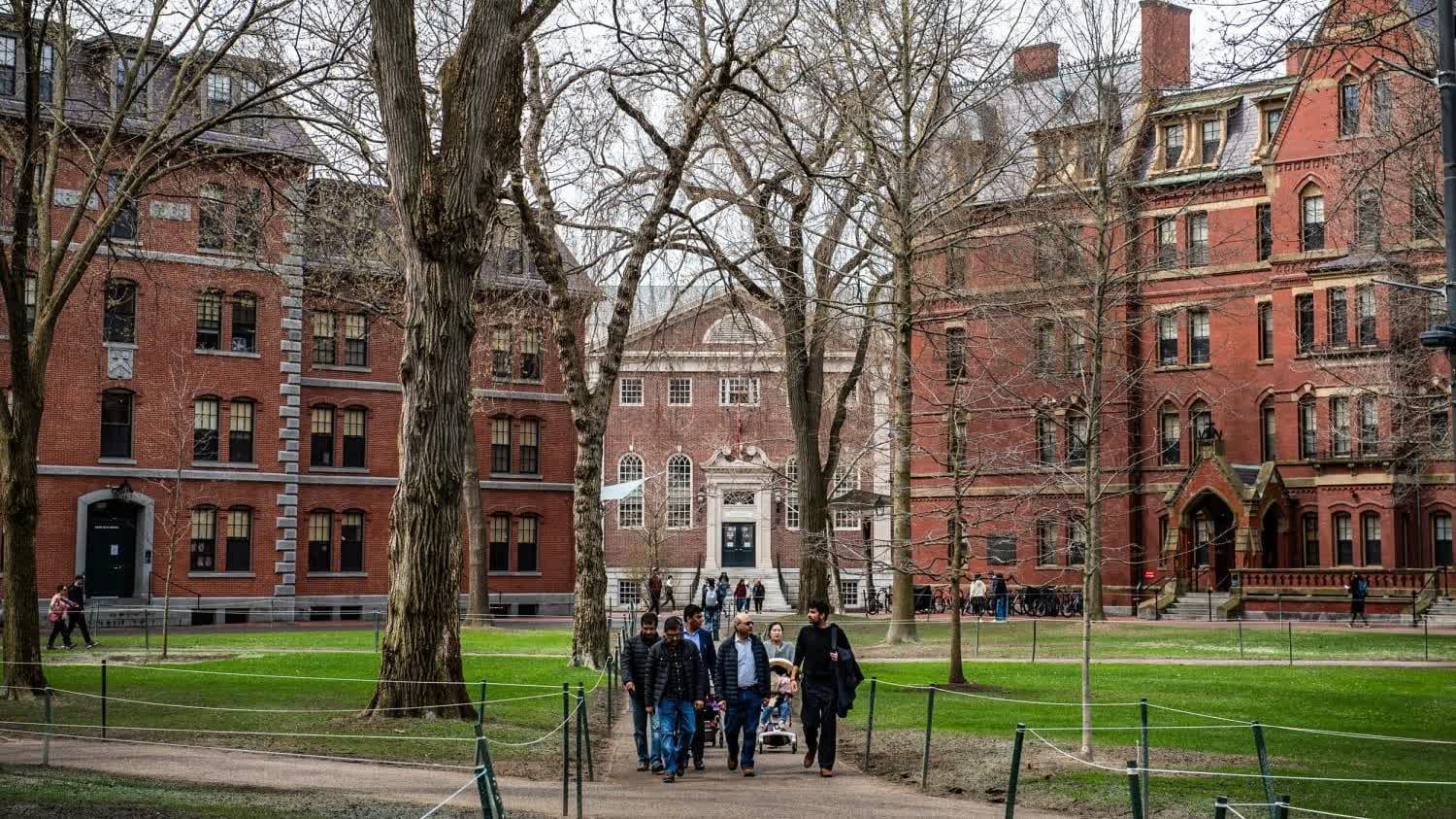 哈佛大學正式起訴特朗普政府