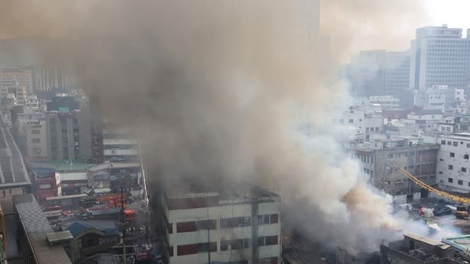 （有片）突發！韓國首爾市中心火警　1人受傷送院
