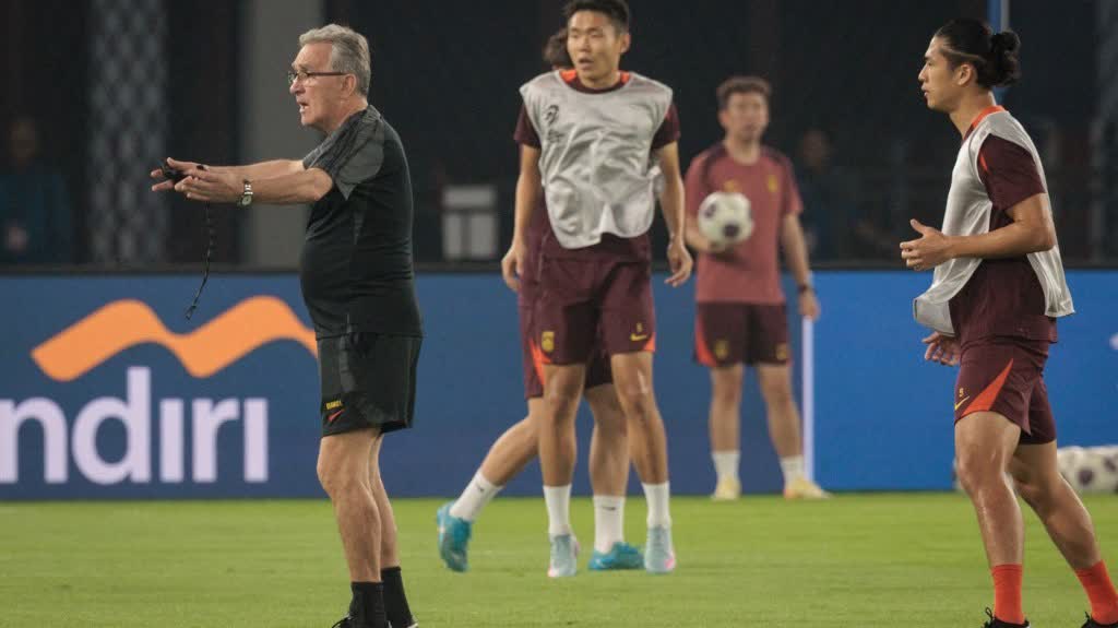 China faces do-or-die World Cup qualifier against Indonesia in Jakarta