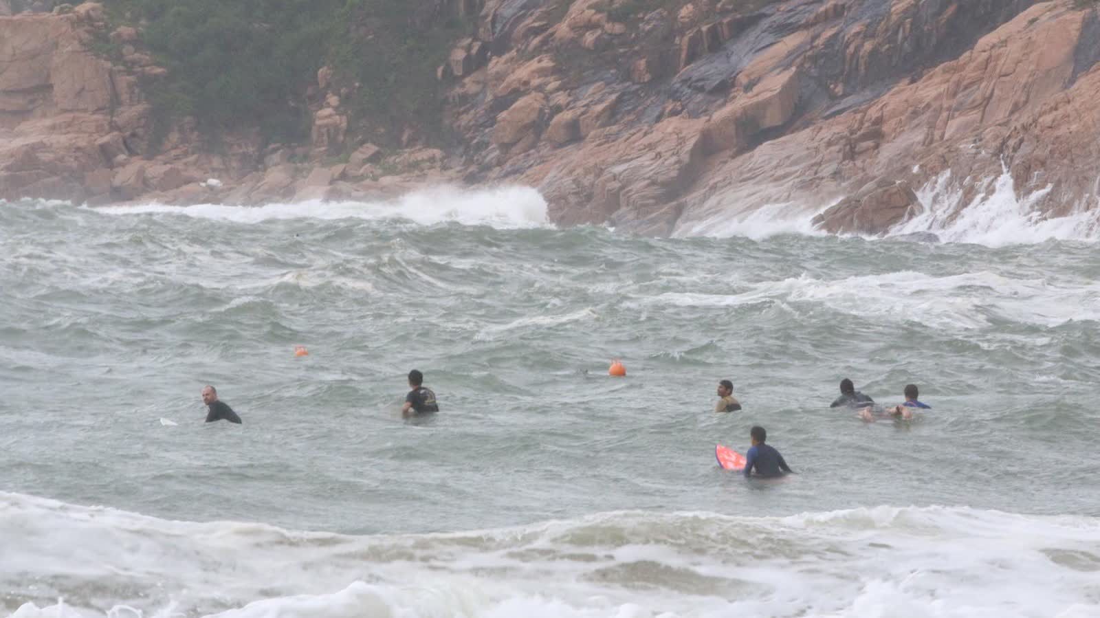 Tropical Storm Wipha | National Marine Forecasting Center issues yellow wave alert for Guangdong coastal waters