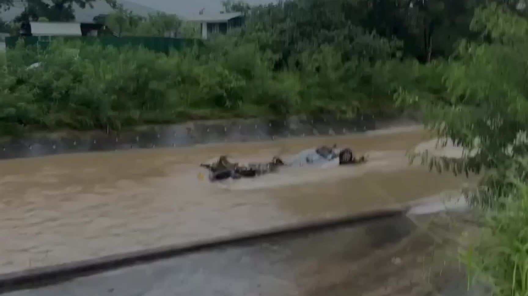 Watch This | Private car found upside down and submerged in Kam Tin River