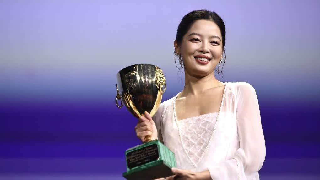 Xin Zhilei wins Best Actress at 82nd Venice Film Festival
