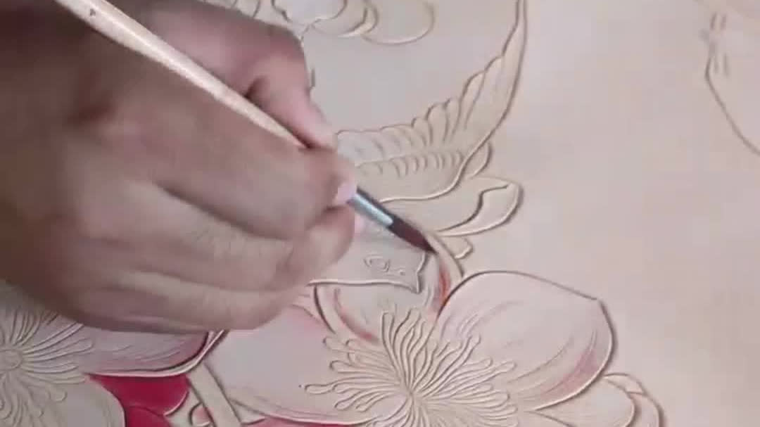 OMG | Leather carving: A unique blend of rugged texture & delicate design