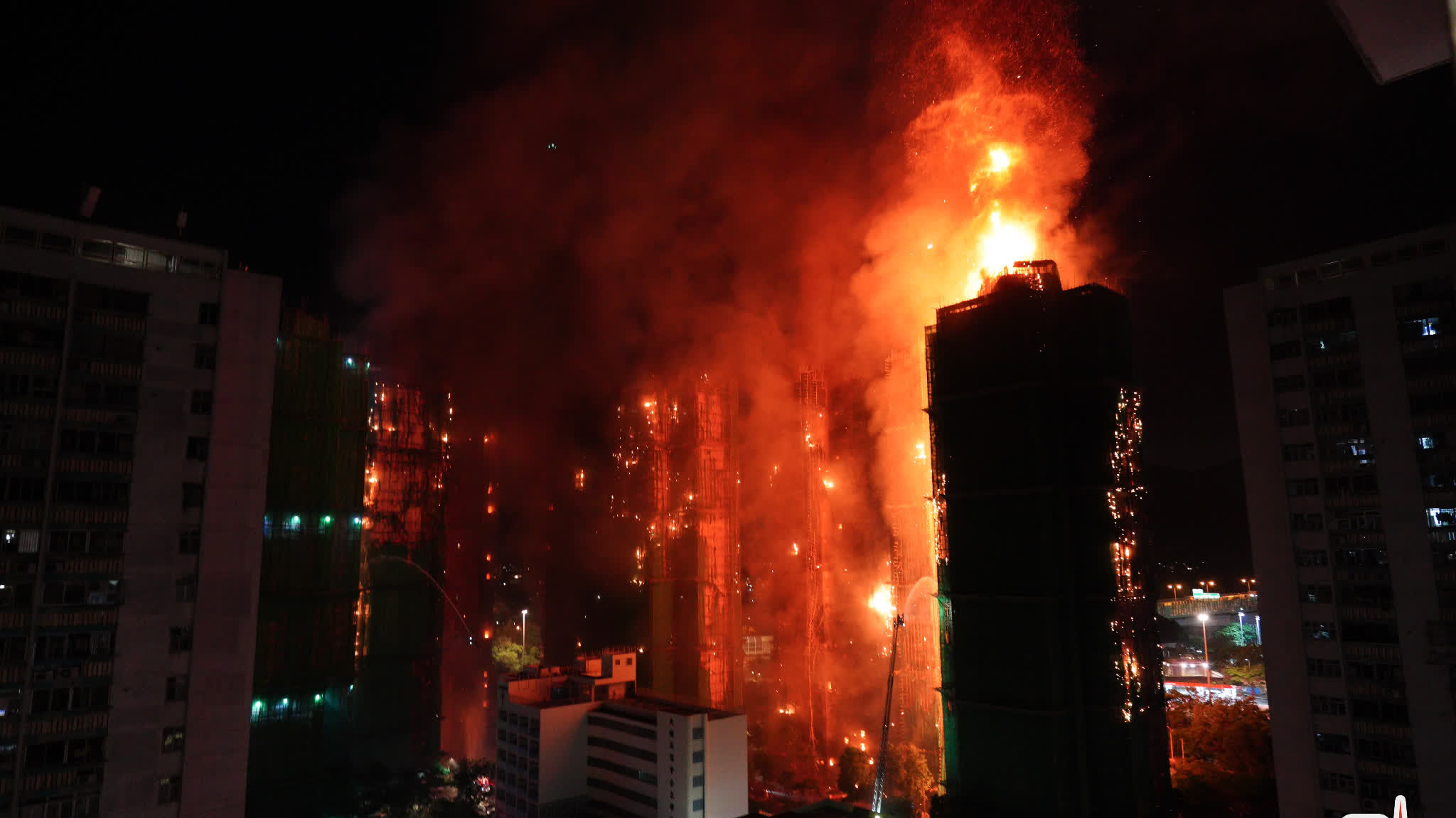 Watch This | Level-5 blaze at Wang Fuk Court: Fire continues to spread, explosions reported in residential units