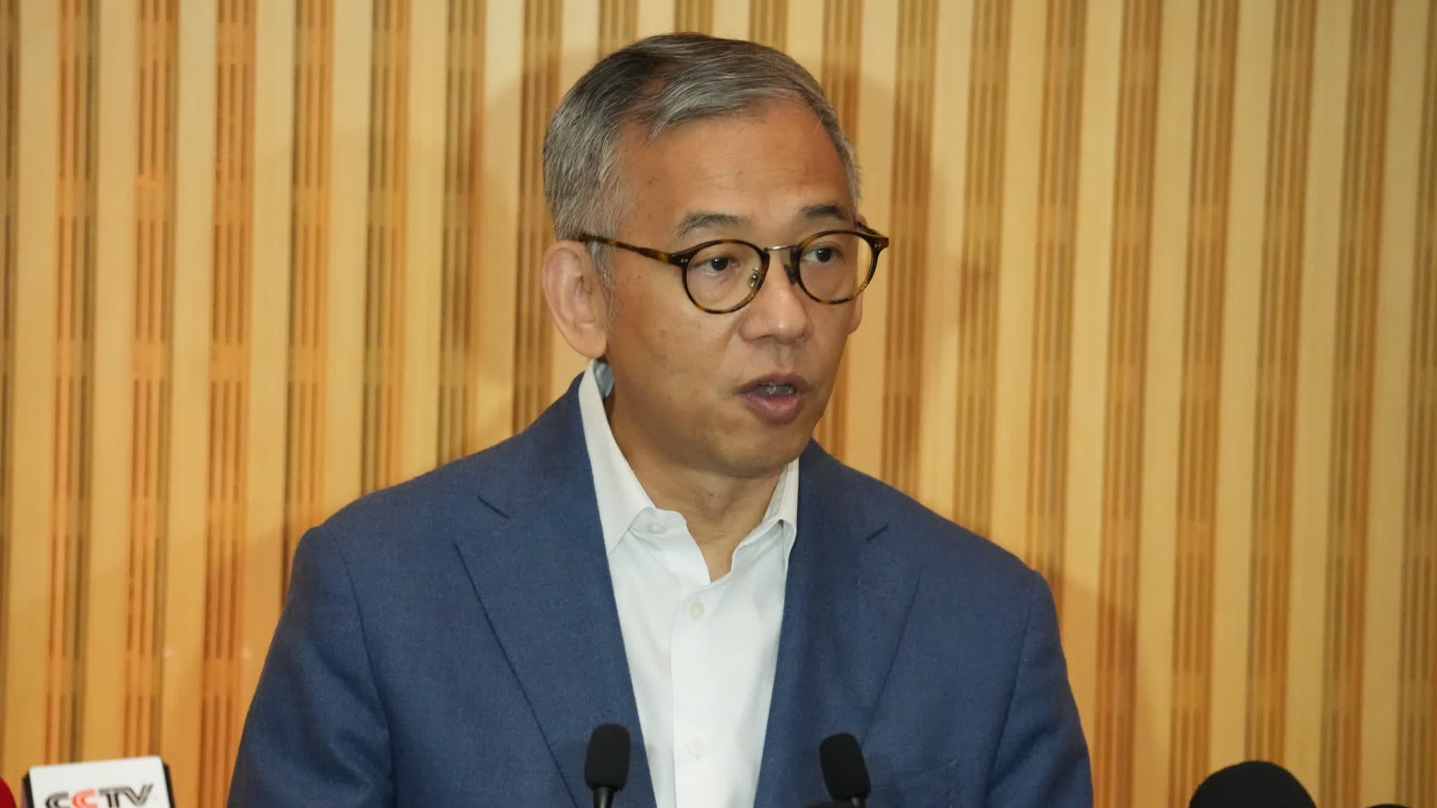 Wang Fuk Court No. 5 fires | ICAC arrests 12 individuals in connection with procurement of non-fire-retardant tarpaulins