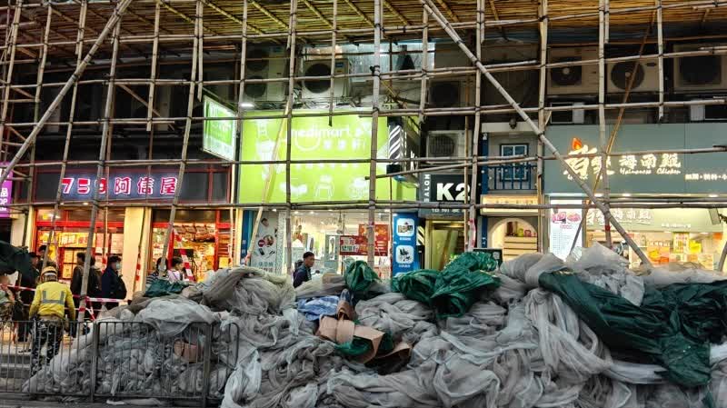 Wang Fuk Court No.5 fire spurs emergency scaffolding removal across HK, 15 completed