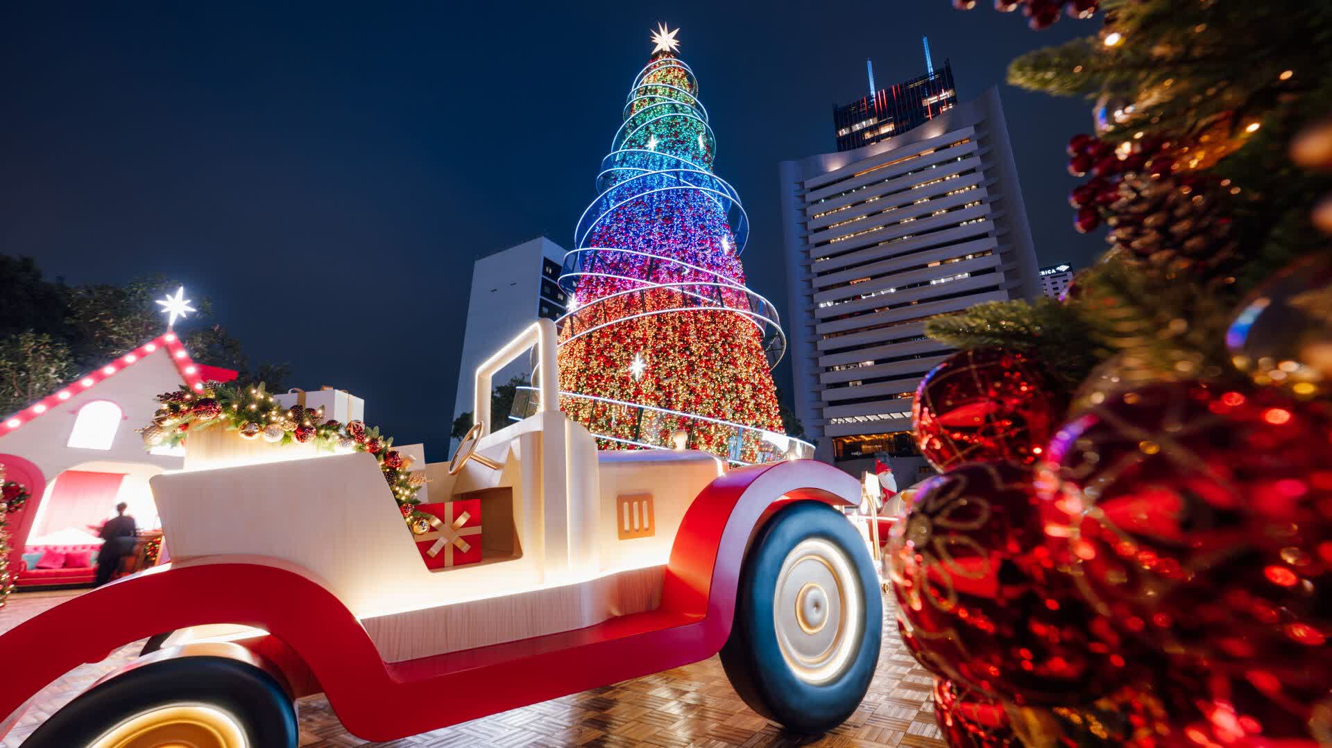 Central Christmas Town reopens today with simultaneous light shows featuring eight landmark buildings
