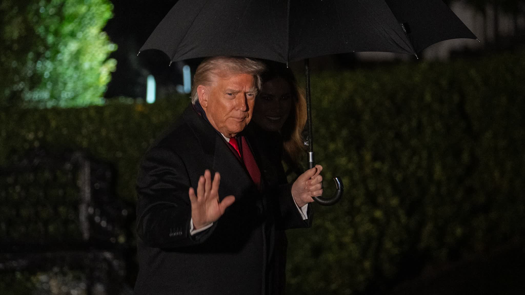 Trump plans to sue BBC today or tomorrow