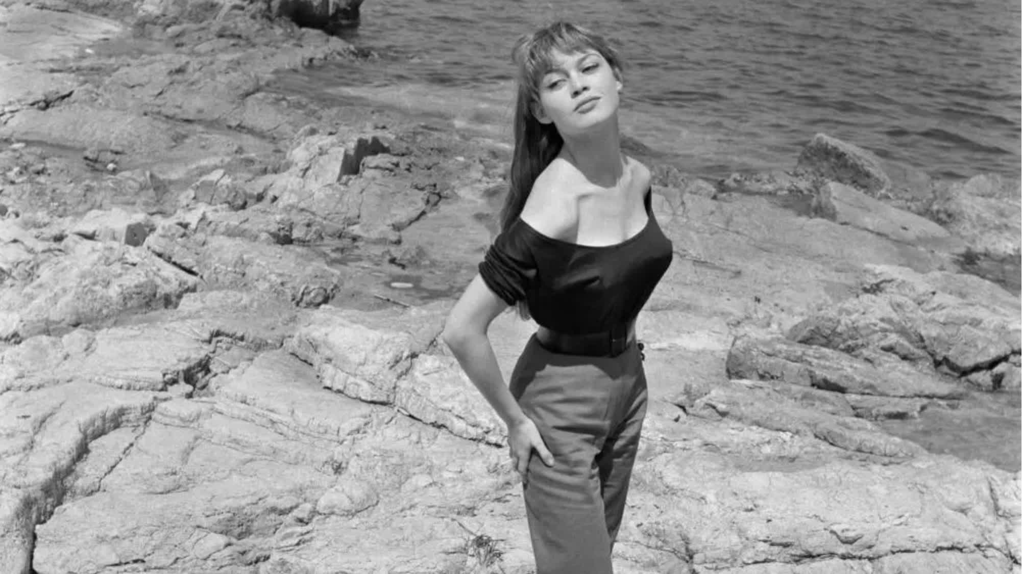 French screen legend Brigitte Bardot dies, Macron pays tribute