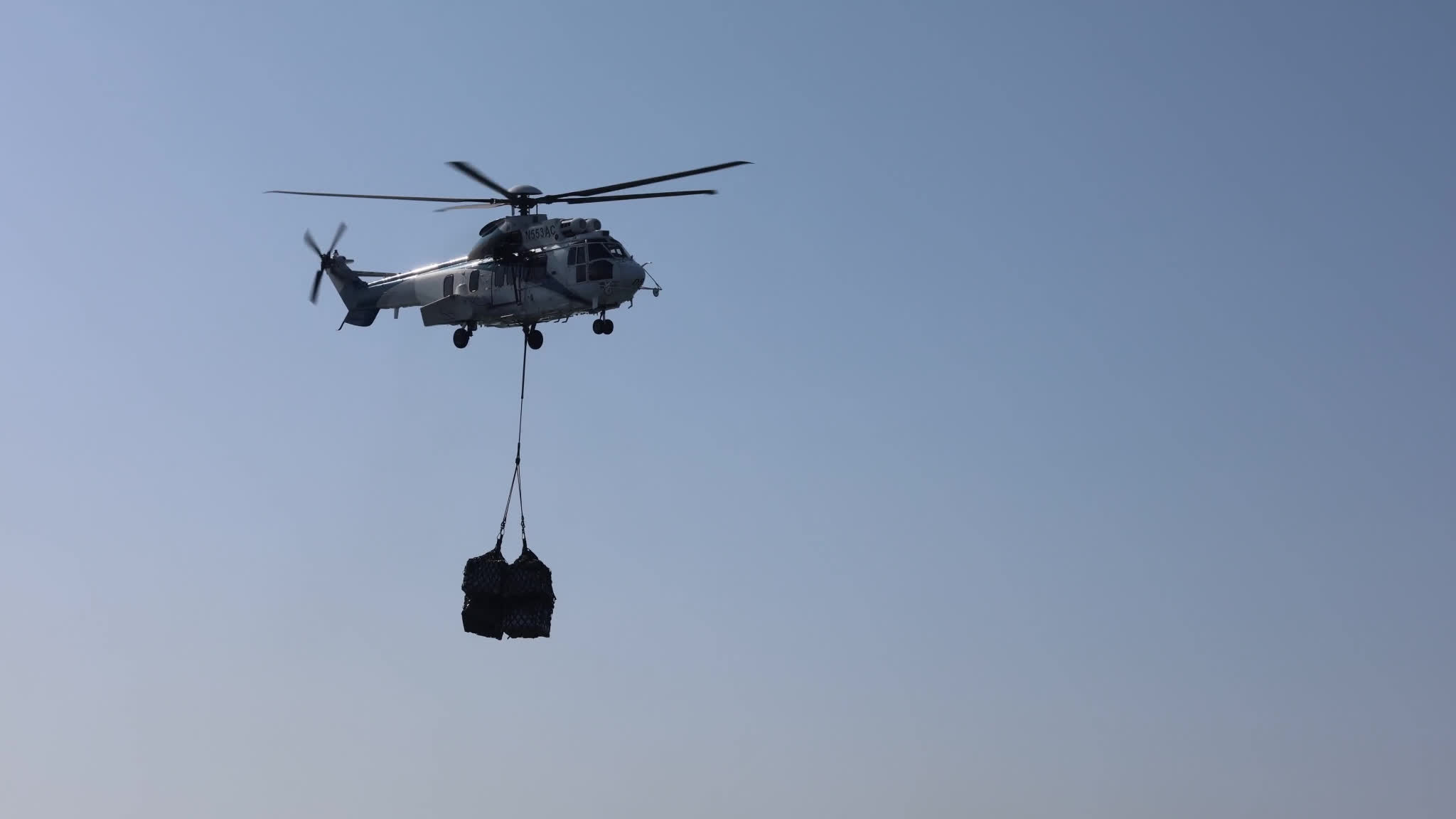 （有片）堂而皇之！美方發布「林肯」號航母在阿拉伯海接受補給視頻 - 國際