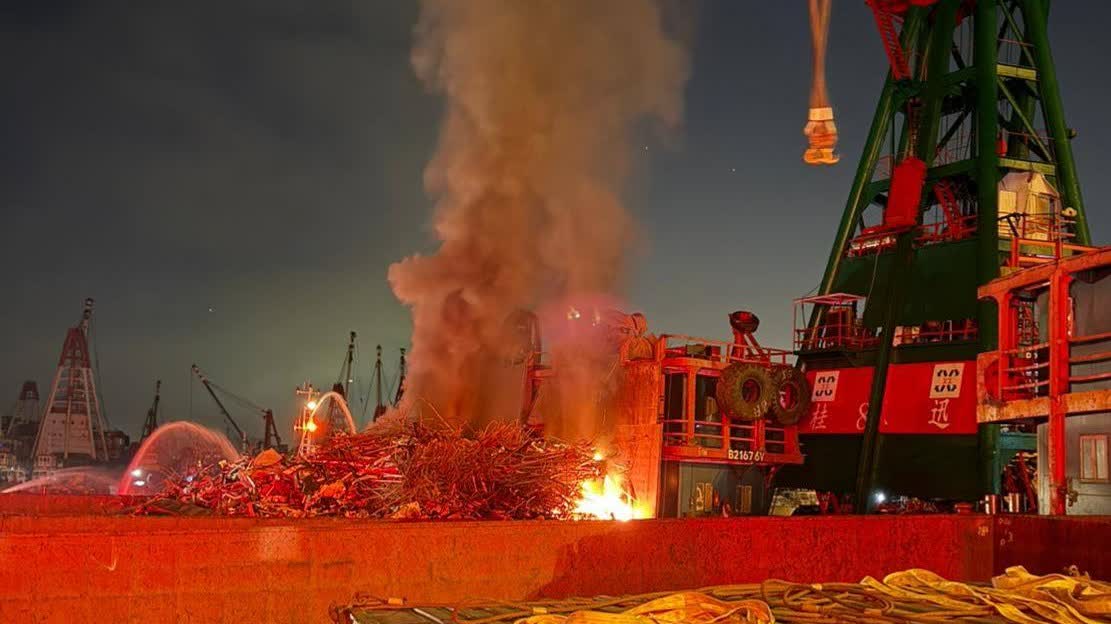 Fire breaks out at New Yau Ma Tei Public Cargo Working Area, firefighting efforts underway