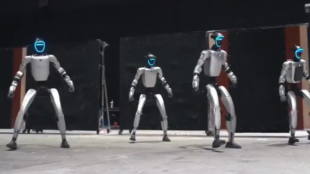 Watch This | How Unitree robots prepare for Spring Festival gala