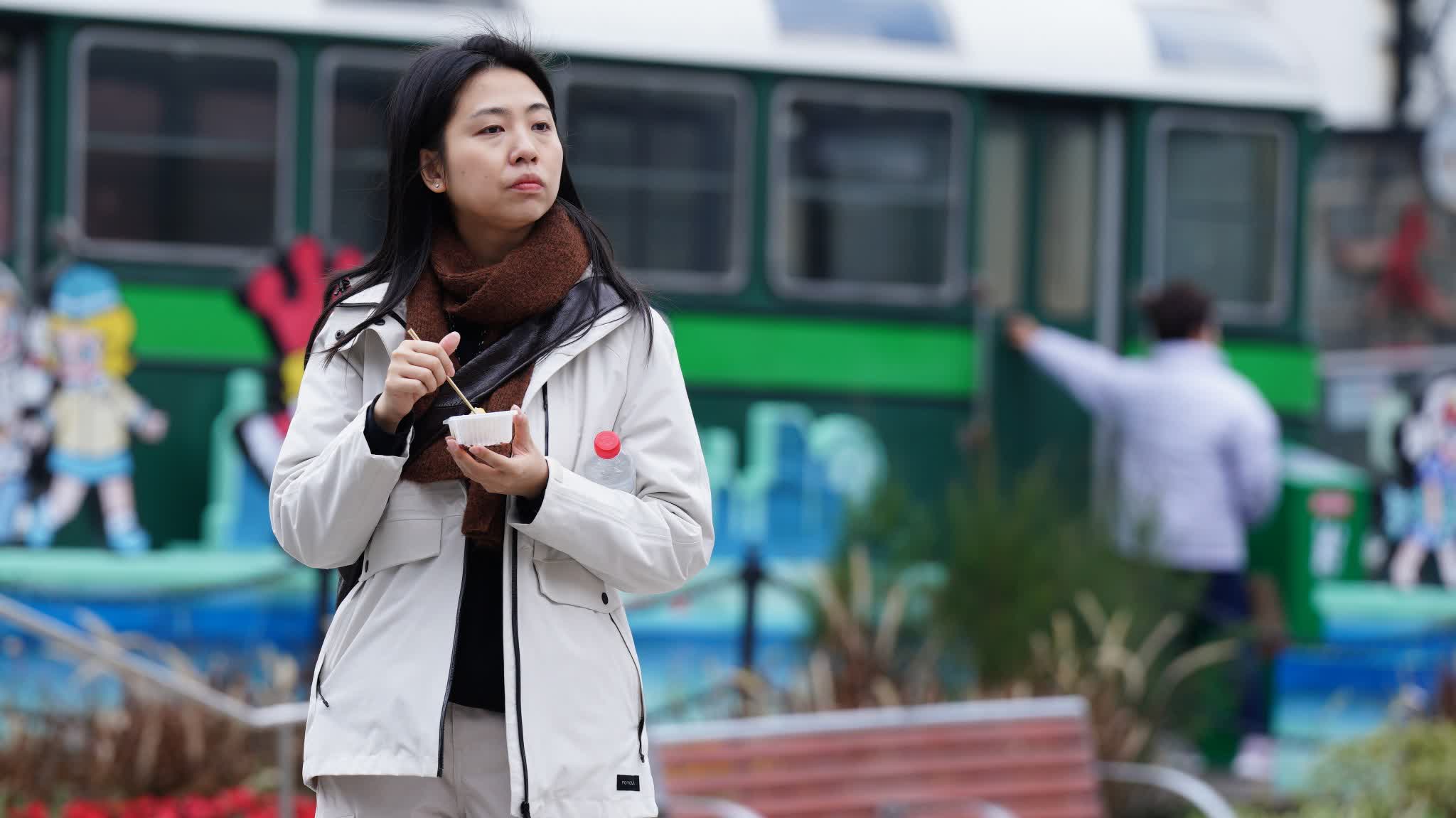 Cold snap returns! Temperatures in HK to drop to 16°C tomorrow, strong winds expected over weekend