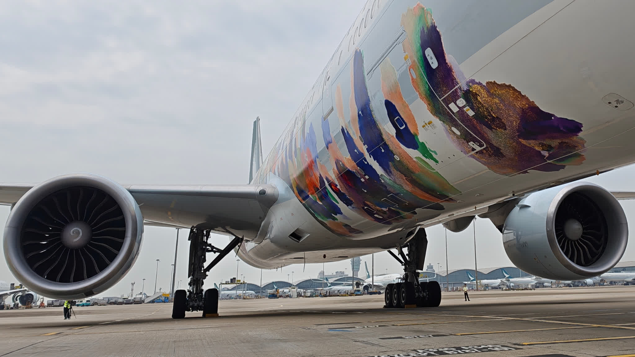 Watch This | Cathay Pacific and WKCD collaborate on artistic aircraft, aiming to showcase spirit of HK to world