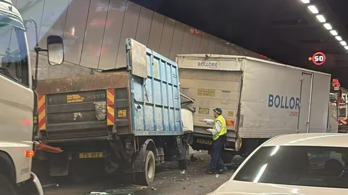 （有片）粉嶺龍山隧道4貨車連環相撞　一度實施單管雙程行車
