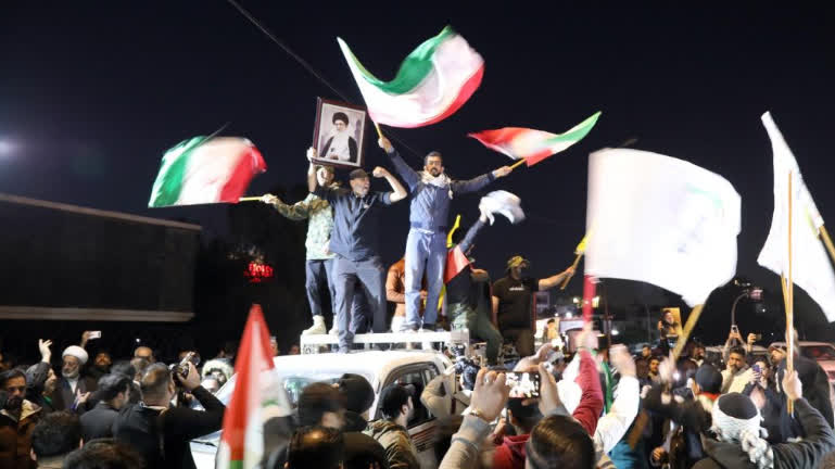 Iran fires missiles at US-British base in Indian Ocean