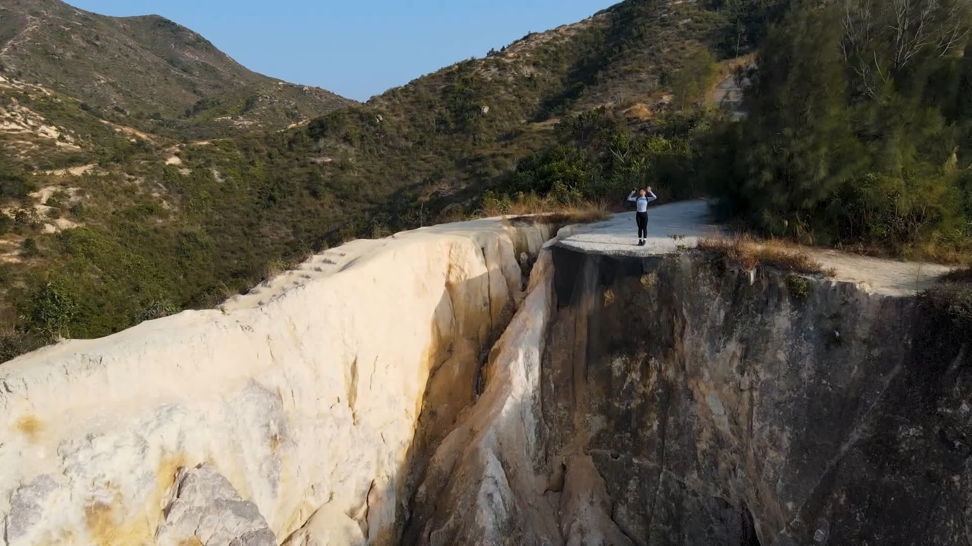 WWII artillery shell found at Por Lo Shan in Tuen Mun