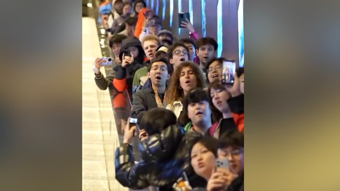 Watch This | Yale University choir performs Chinese folk song while visiting Zhangjiajie